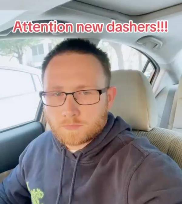 He offered some advice to new DoorDashers. Credit: TikTok / @austinsidehustle